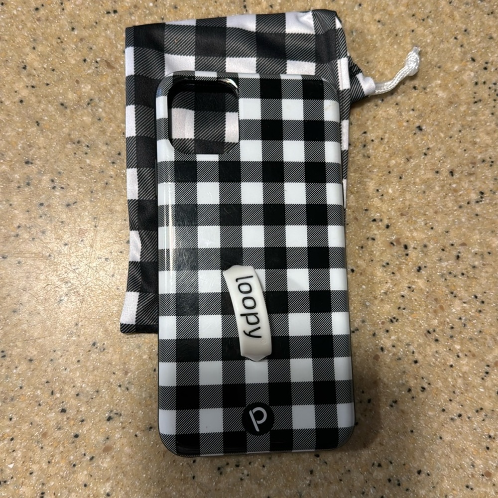 iPhone 11 Pro Max Plaid Loopy Case!